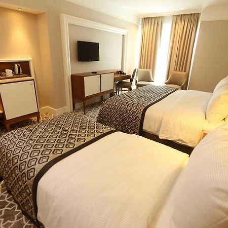 Alusso Thermal Hotel Spa Афион Екстериор снимка